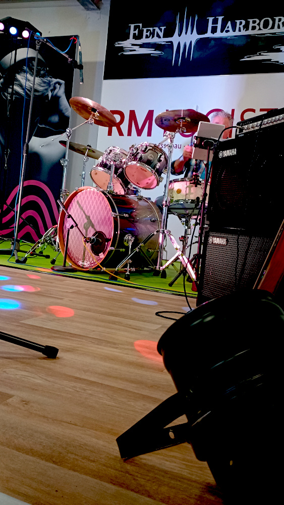 Die Bühne nach dem Aufbau